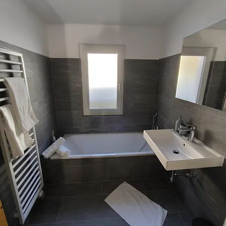 Casa Armeria לאקס