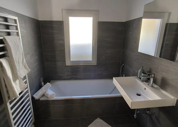 Casa Armeria לאקס